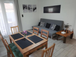 Akis Place
